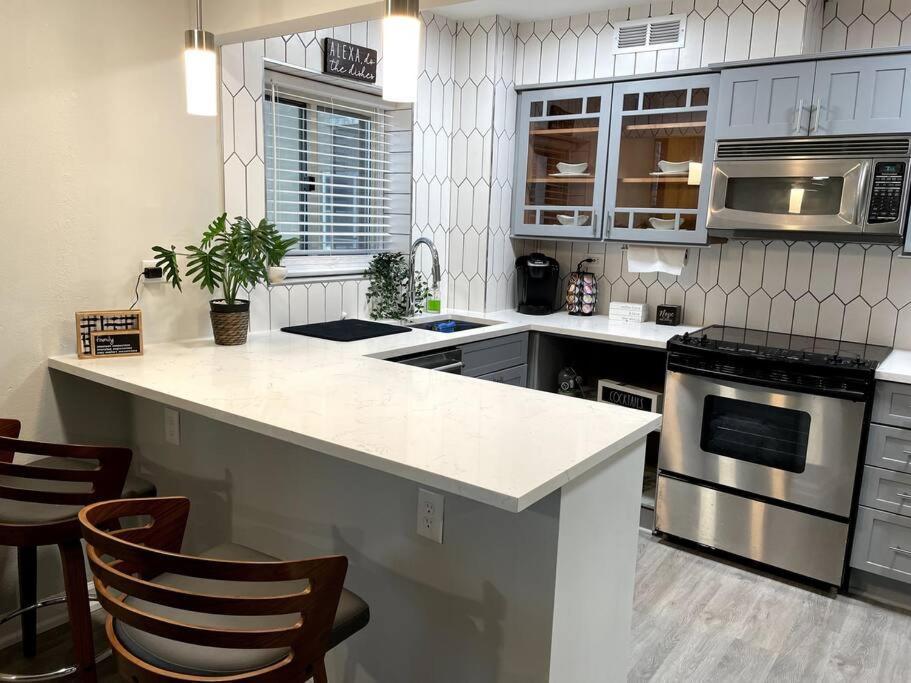 Home Away From Home Condo Downtown Atl 16Th Floor أتلانتا المظهر الخارجي الصورة